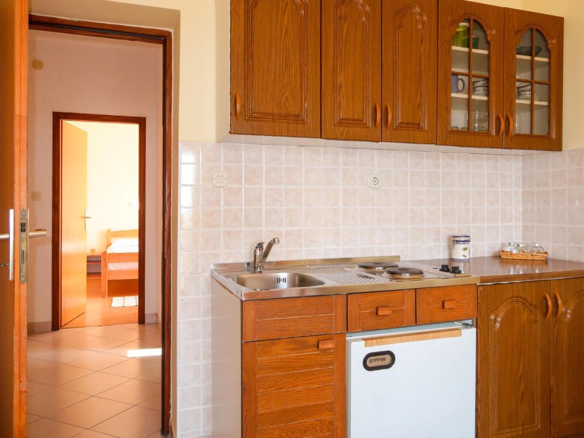 Apartment Andrija - Rab313 By Interhome ラブ エクステリア 写真