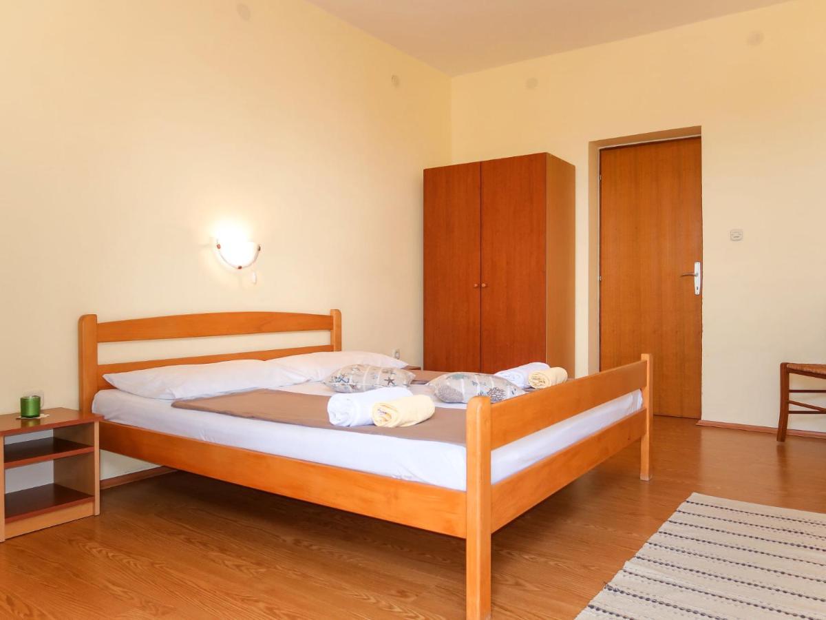 Apartment Andrija - Rab313 By Interhome ラブ エクステリア 写真
